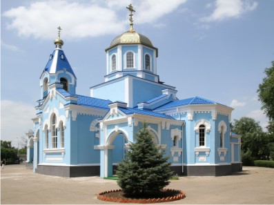 Свято-Успенский храм Свято-Успенский храм. 2000 г.